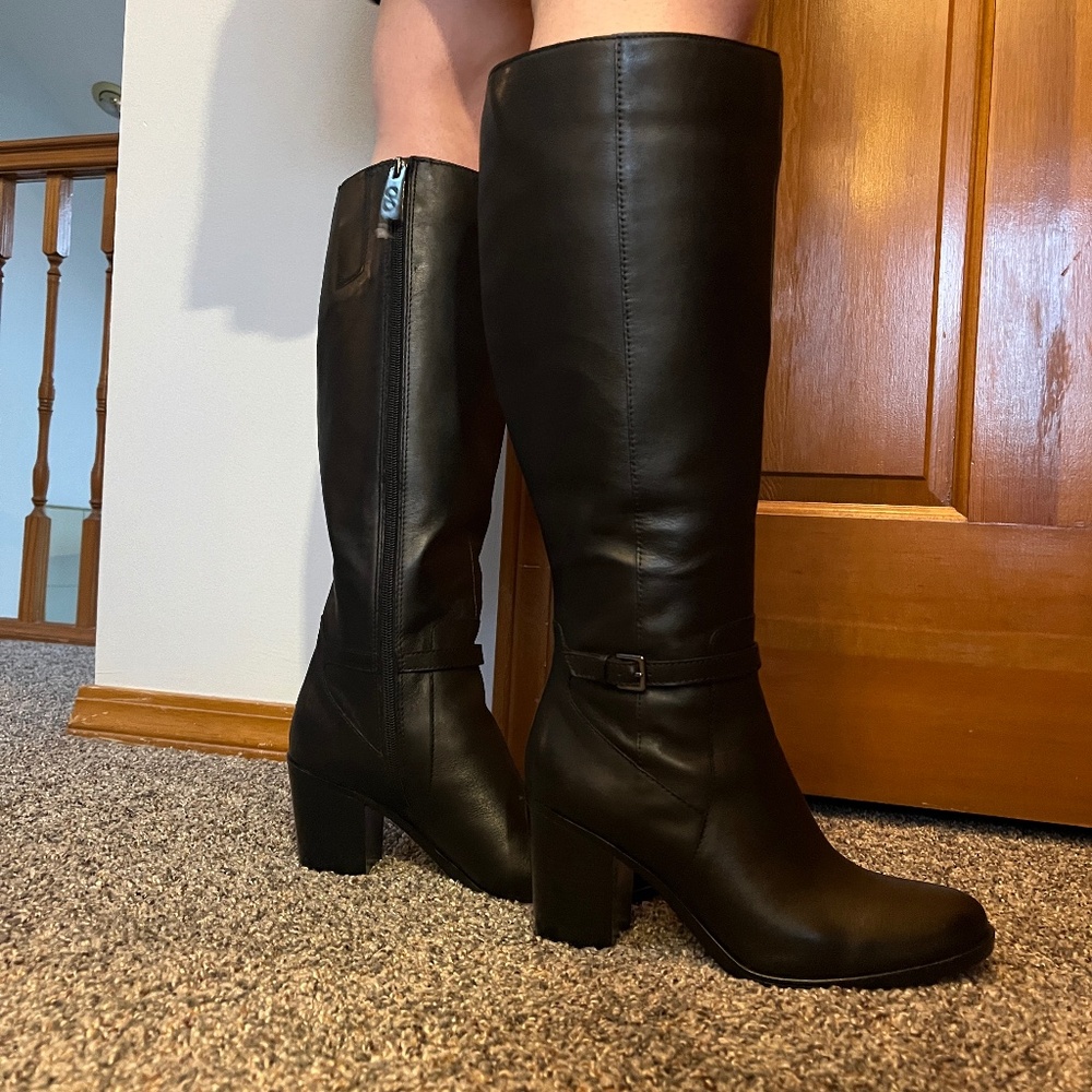 NATURALIZER KALINA WIDE CALF KNEE HIGH BOOT